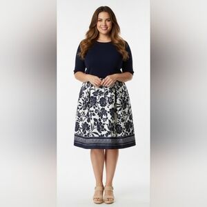 KS Women's Collection Chic Navy and White Floral A-Line Skirt Size 22W. Like new